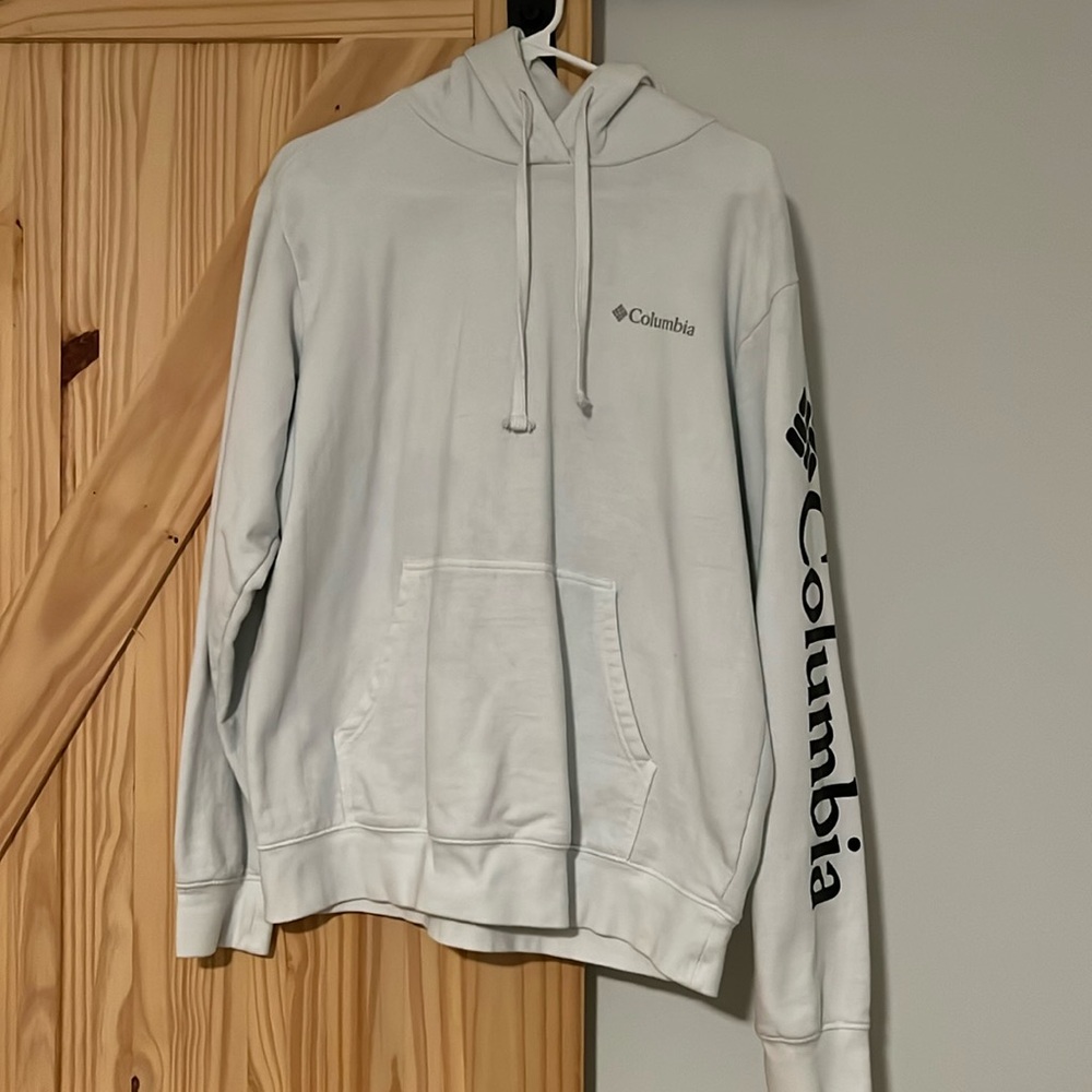 Columbia sweatshirt